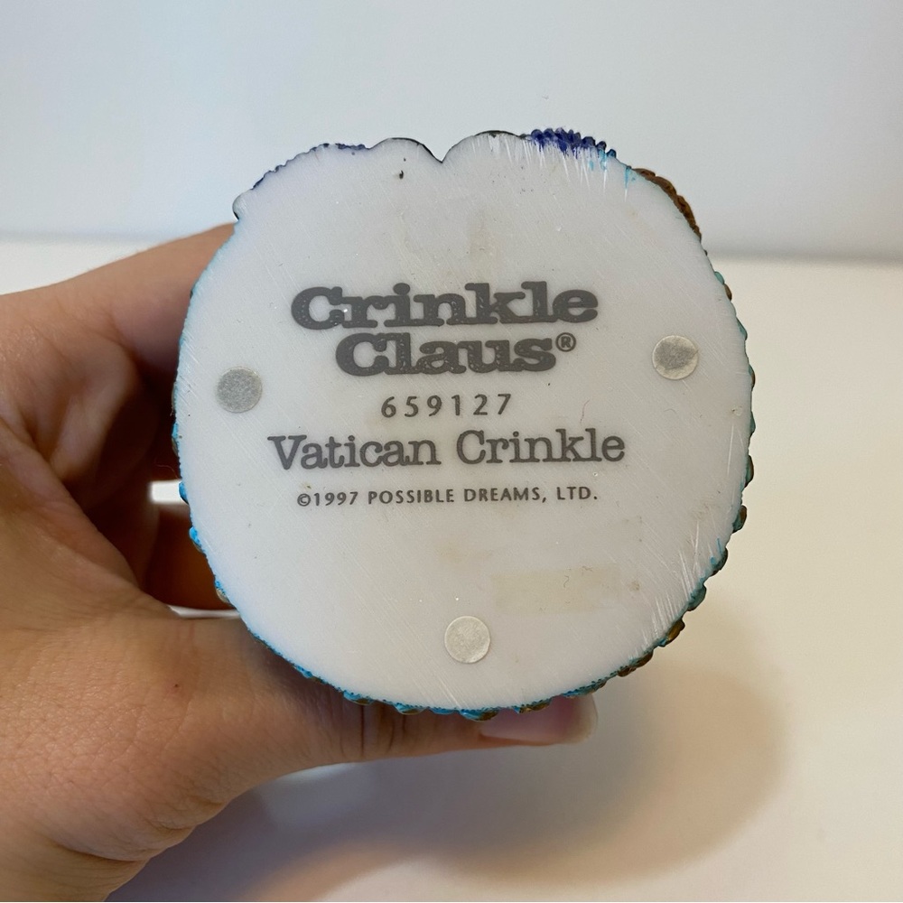 Possible Dreams | Crinkle Claus Vatican Crinkle Christmas Santa Figurine 659127 - Picture 7 of 7